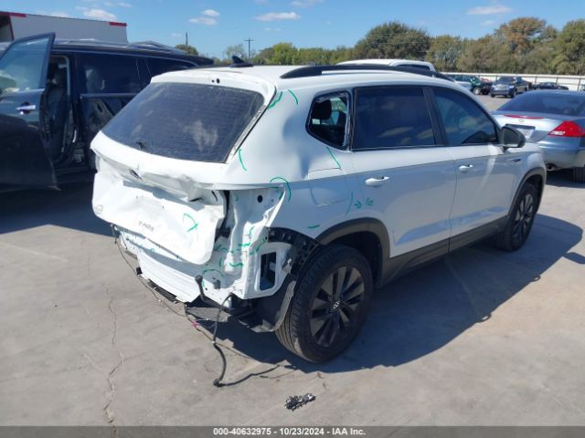 Photo 3 VIN: 3VV5X7B25RM047108 - VOLKSWAGEN TAOS 