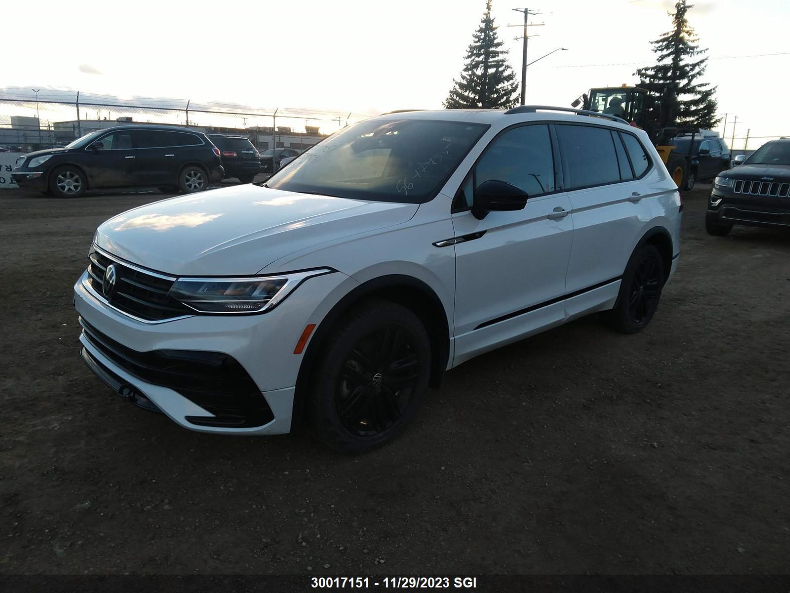 Photo 1 VIN: 3VV8B7AX3NM108197 - VOLKSWAGEN TIGUAN 