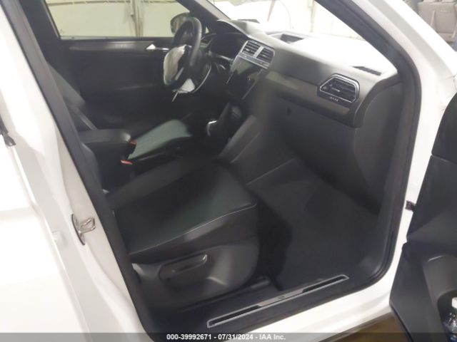 Photo 4 VIN: 3VV8B7AX3NM134315 - VOLKSWAGEN TIGUAN 