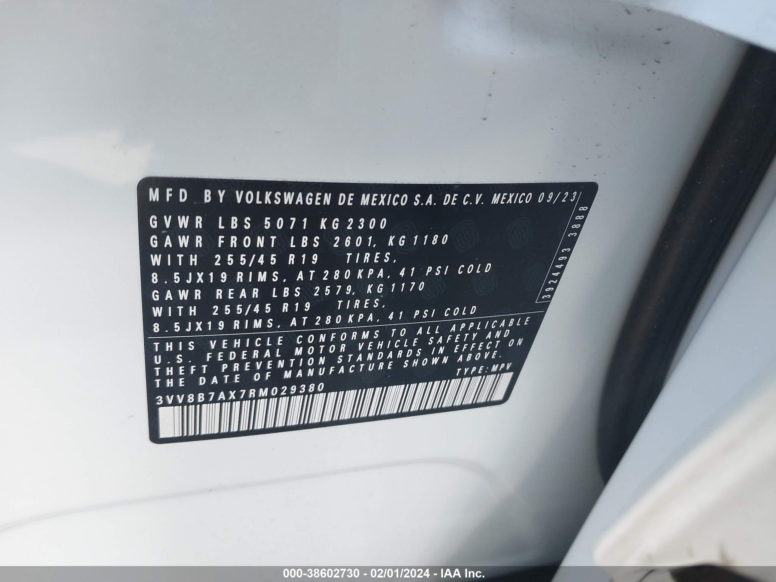 Photo 8 VIN: 3VV8B7AX7RM029380 - VOLKSWAGEN TIGUAN 