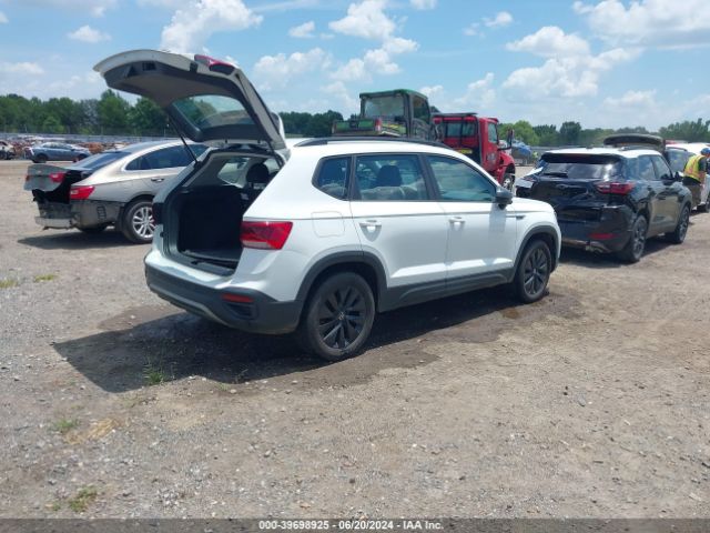 Photo 3 VIN: 3VVAX7B20NM044514 - VOLKSWAGEN TAOS 