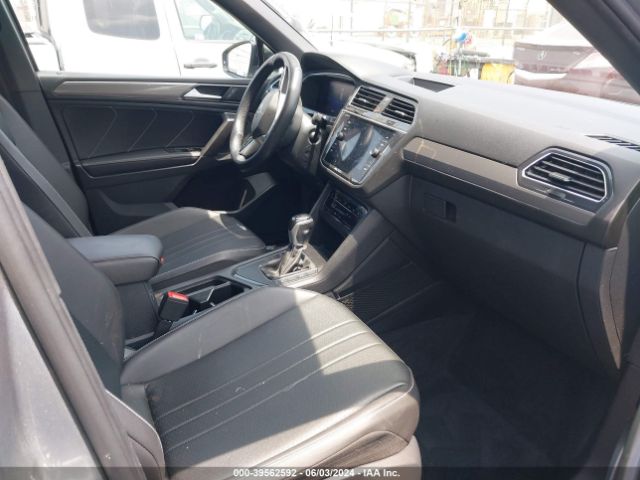 Photo 4 VIN: 3VVCB7AX0NM146996 - VOLKSWAGEN TIGUAN 