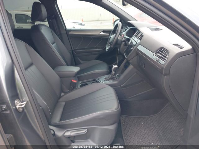 Photo 4 VIN: 3VVCB7AX0PM025601 - VOLKSWAGEN TIGUAN 