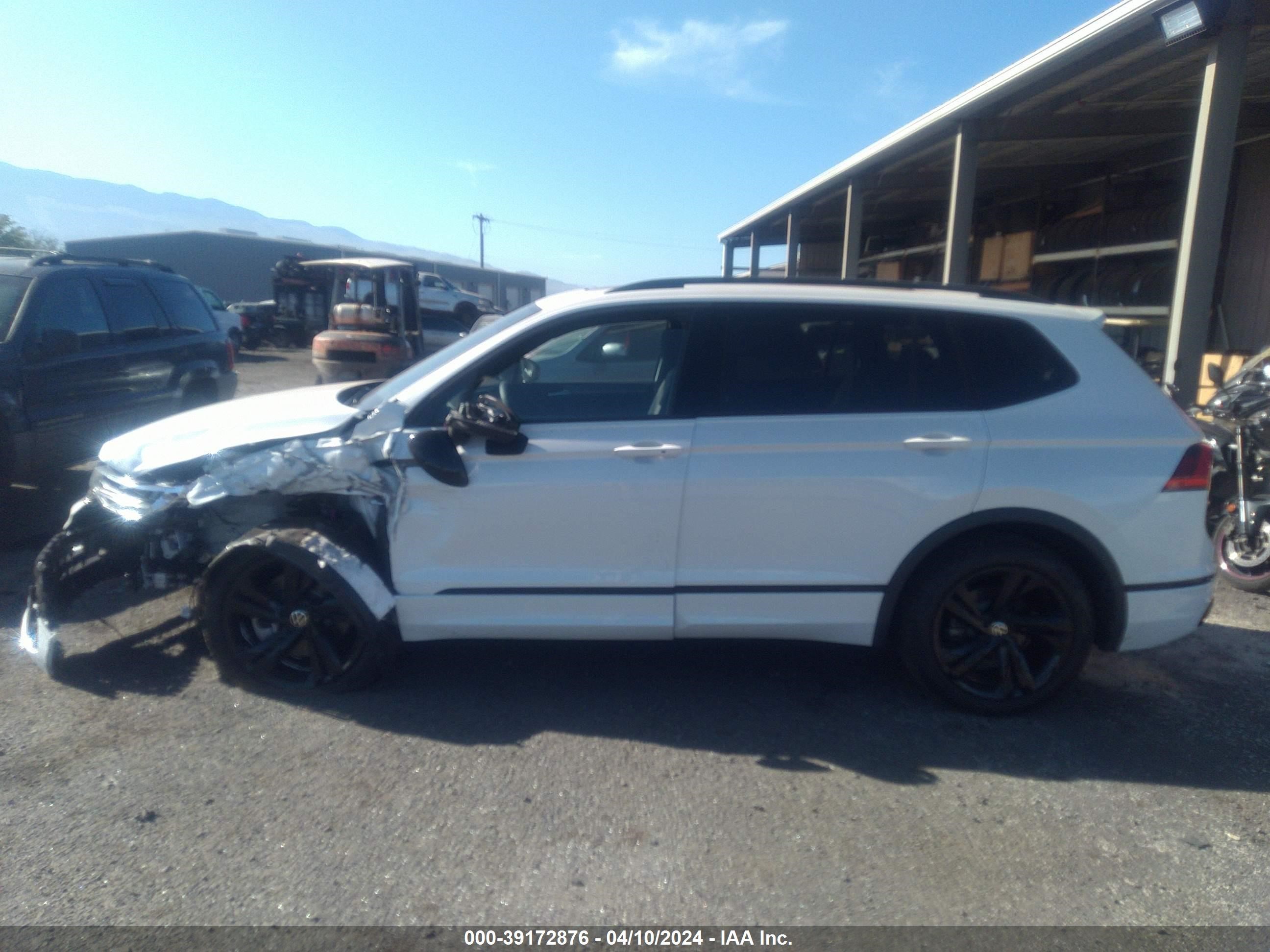 Photo 12 VIN: 3VVCB7AX0RM034138 - VOLKSWAGEN TIGUAN 