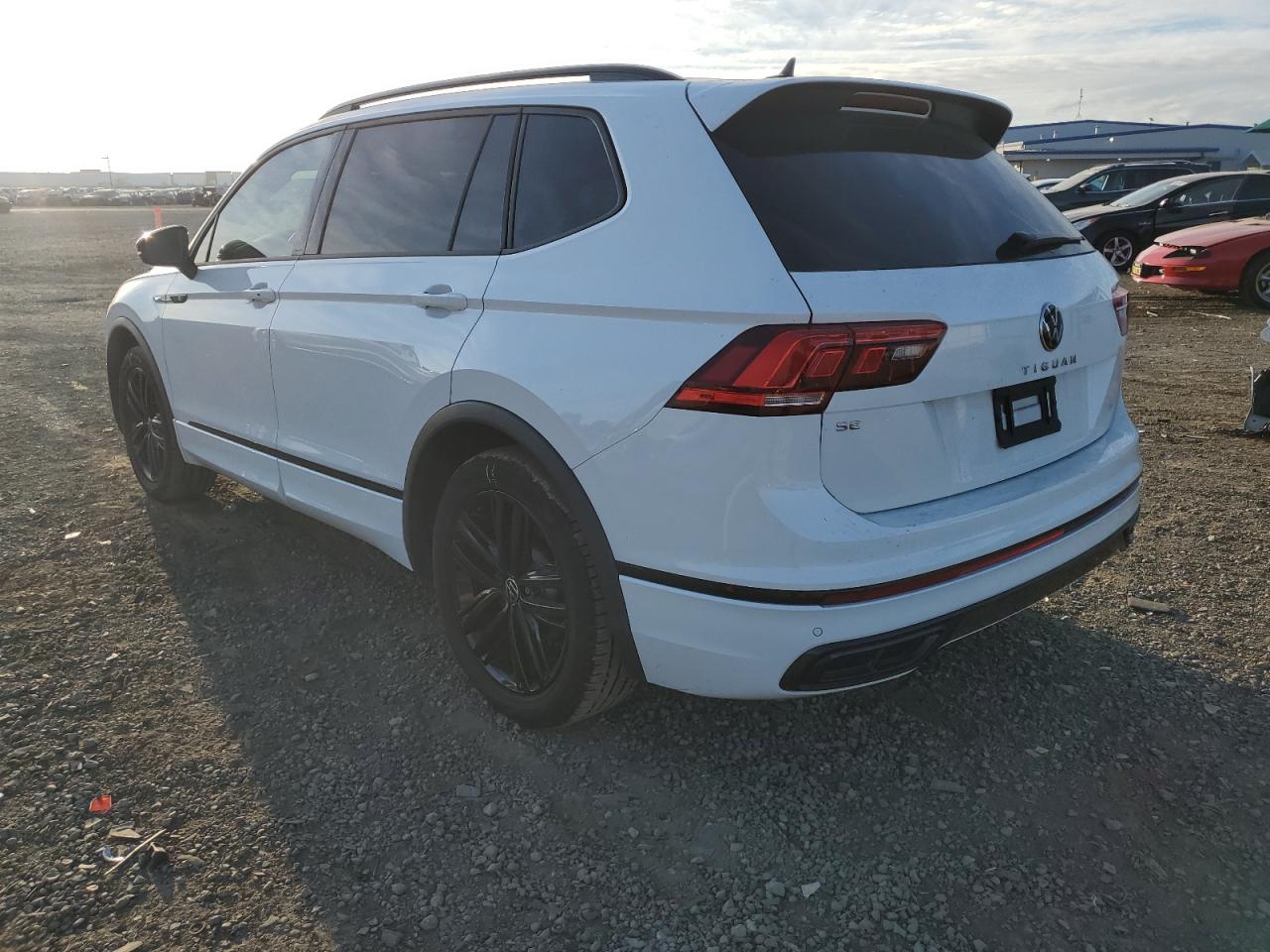 Photo 1 VIN: 3VVCB7AX3NM027176 - VOLKSWAGEN TIGUAN 