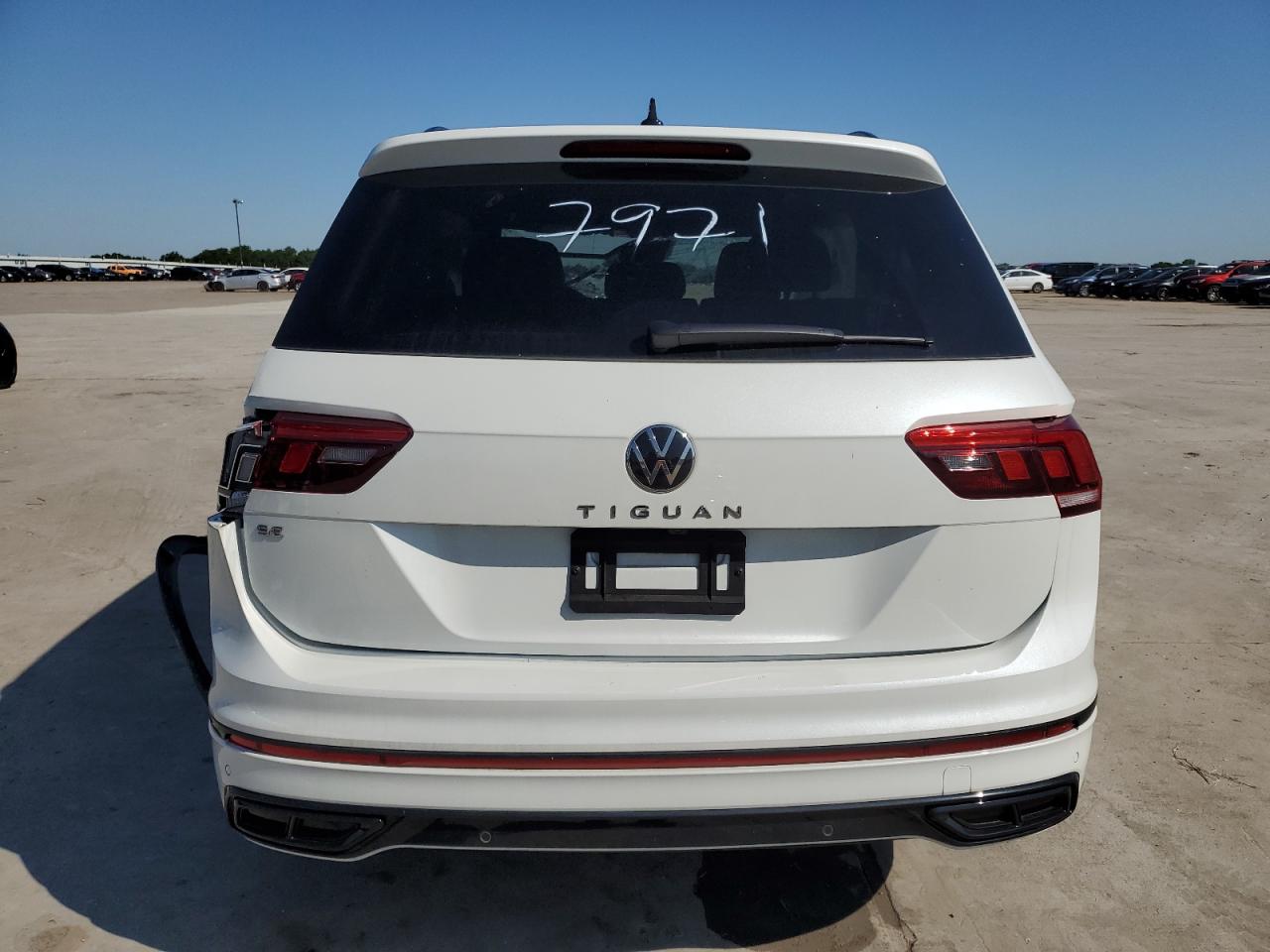 Photo 5 VIN: 3VVCB7AX5PM115861 - VOLKSWAGEN TIGUAN 