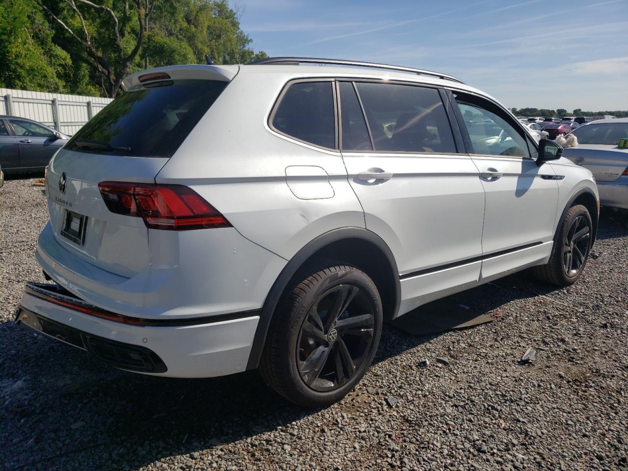 Photo 3 VIN: 3VVCB7AX6RM071789 - VOLKSWAGEN TIGUAN 