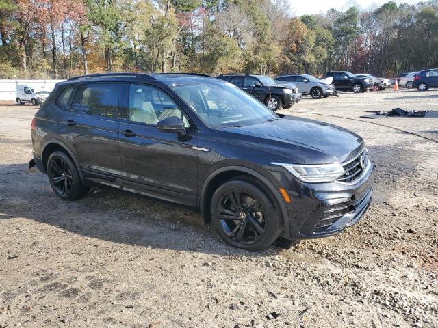 Photo 3 VIN: 3VVCB7AX7PM003563 - VOLKSWAGEN TIGUAN SE 