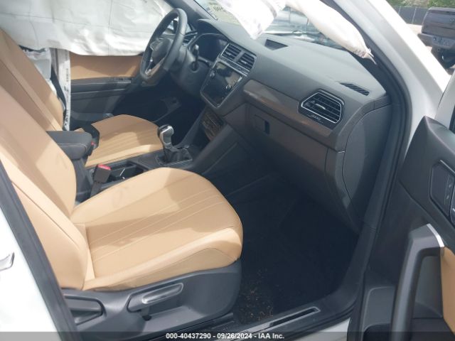 Photo 4 VIN: 3VVCB7AX7RM000522 - VOLKSWAGEN TIGUAN 