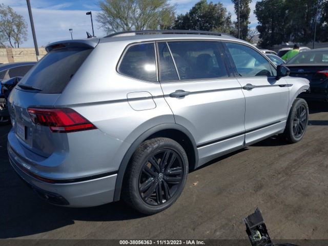 Photo 3 VIN: 3VVCB7AX9NM141473 - VOLKSWAGEN TIGUAN 