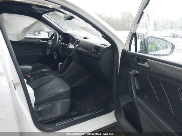 Photo 4 VIN: 3VVCB7AXXNM108062 - VOLKSWAGEN TIGUAN 