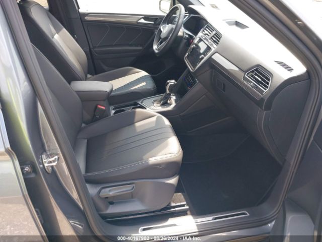 Photo 4 VIN: 3VVCB7AXXPM064423 - VOLKSWAGEN TIGUAN 