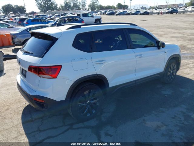 Photo 3 VIN: 3VVCX7B23NM079573 - VOLKSWAGEN TAOS 