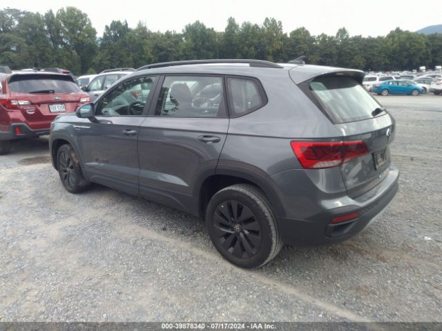 Photo 2 VIN: 3VVCX7B25NM046445 - VOLKSWAGEN TAOS 