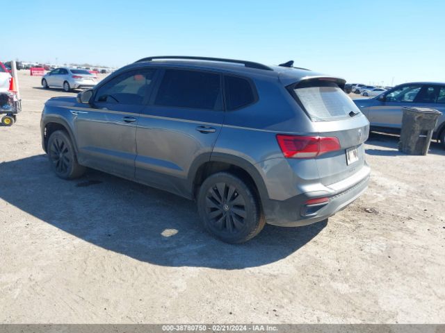 Photo 2 VIN: 3VVCX7B25NM049488 - VOLKSWAGEN TAOS 