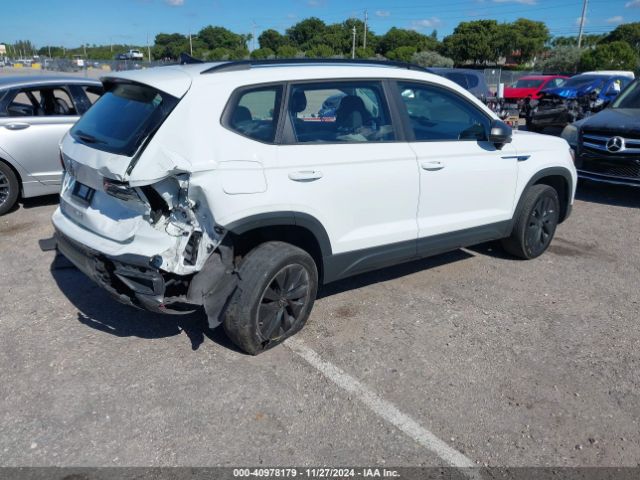 Photo 3 VIN: 3VVCX7B25NM078666 - VOLKSWAGEN TAOS 