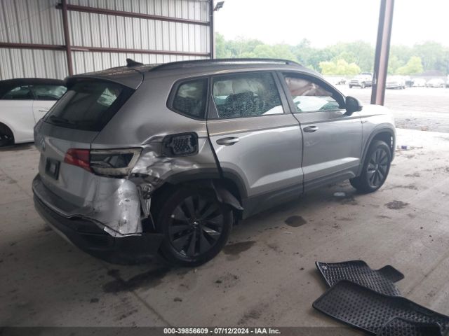 Photo 3 VIN: 3VVCX7B2XPM378061 - VOLKSWAGEN TAOS 