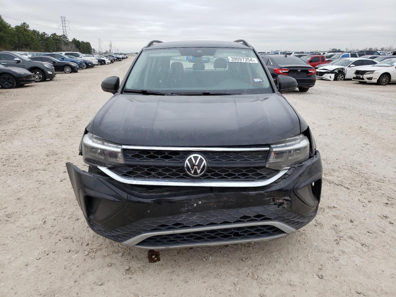 Photo 4 VIN: 3VVDX7B27PM326200 - VOLKSWAGEN TAOS 