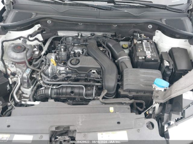 Photo 9 VIN: 3VVDX7B29NM026011 - VOLKSWAGEN TAOS 