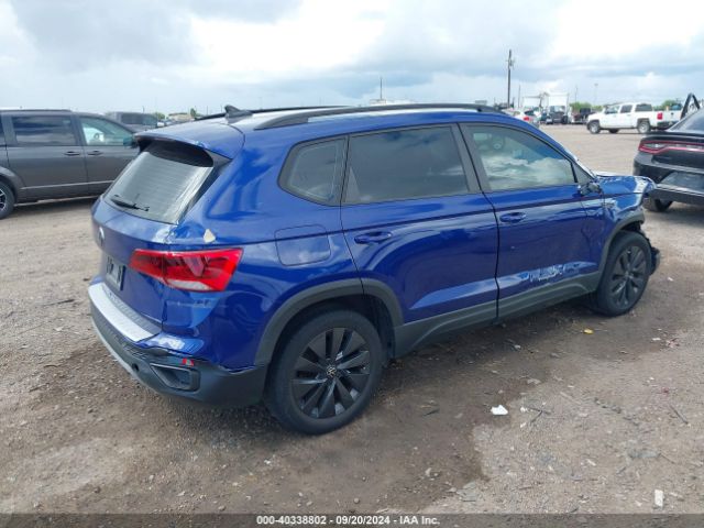 Photo 3 VIN: 3VVDX7B2XNM008505 - VOLKSWAGEN TAOS 