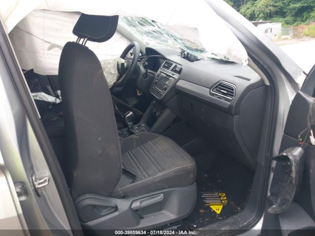 Photo 4 VIN: 3VVFB7AX2PM105057 - VOLKSWAGEN TIGUAN 