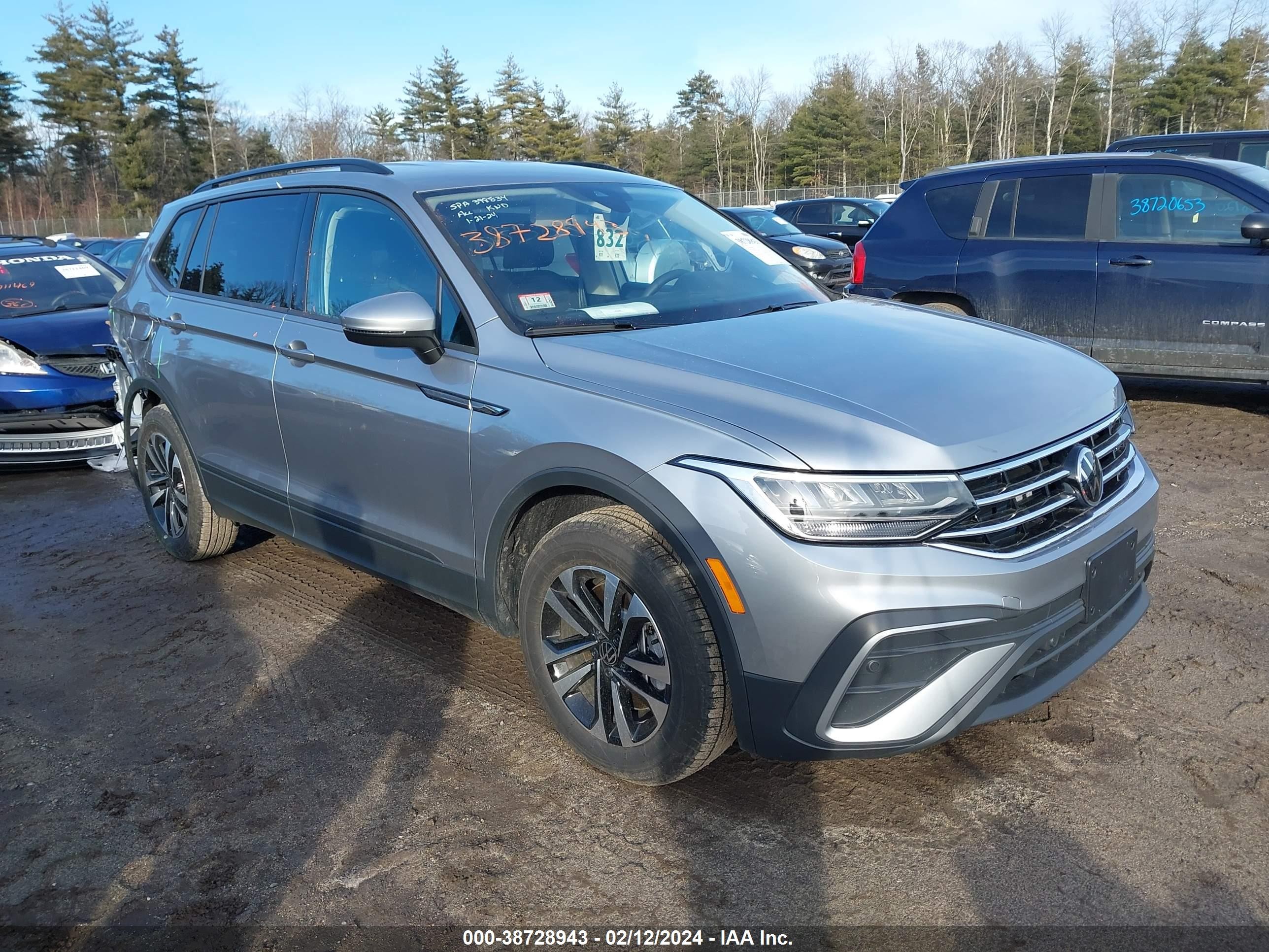 Photo 1 VIN: 3VVFB7AX5RM035718 - VOLKSWAGEN TIGUAN 