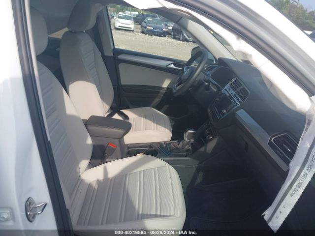 Photo 4 VIN: 3VVFB7AX7RM047255 - VOLKSWAGEN TIGUAN 