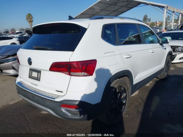 Photo 3 VIN: 3VVLX7B20NM097528 - VOLKSWAGEN TAOS 