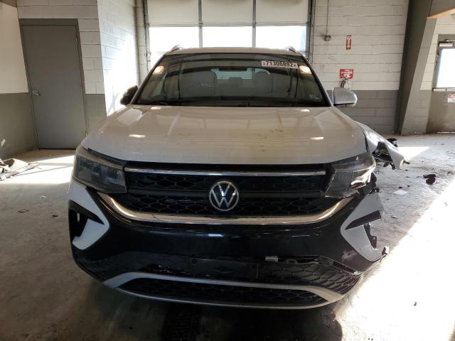 Photo 4 VIN: 3VVLX7B21NM020876 - VOLKSWAGEN TAOS SE IQ 