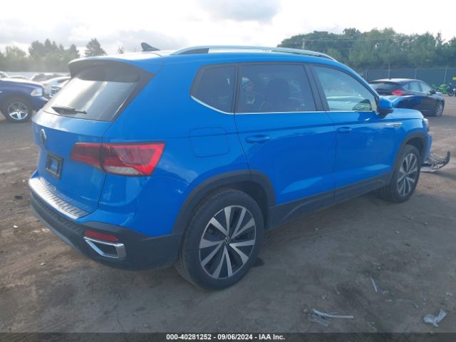 Photo 3 VIN: 3VVLX7B29NM092067 - VOLKSWAGEN TAOS 