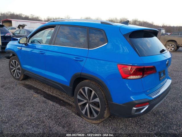 Photo 2 VIN: 3VVLX7B29NM099648 - VOLKSWAGEN TAOS 