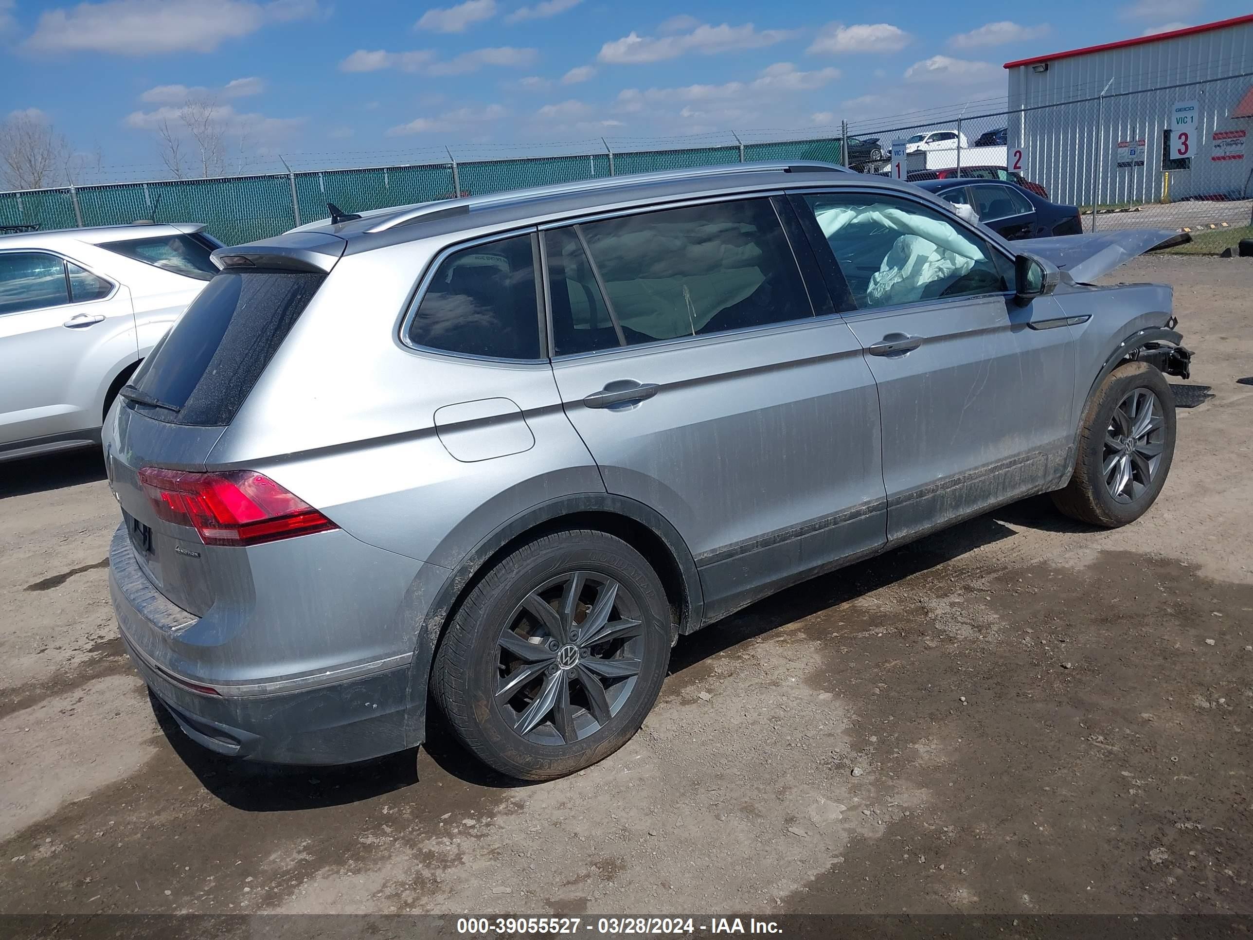 Photo 3 VIN: 3VVMB7AX5RM021924 - VOLKSWAGEN TIGUAN 