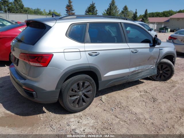 Photo 3 VIN: 3VVMX7B29NM029264 - VOLKSWAGEN TAOS 