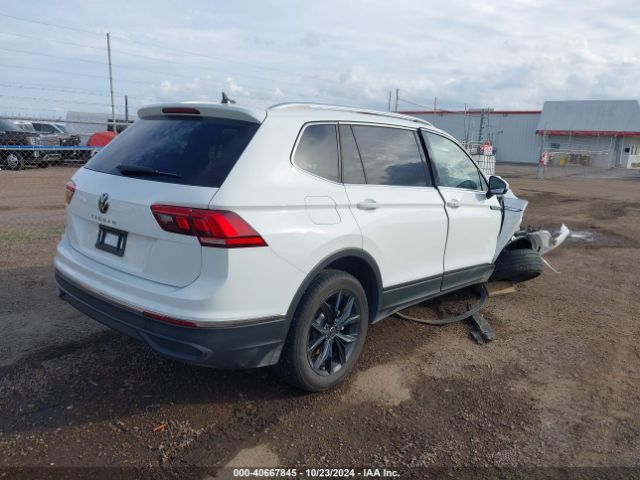 Photo 3 VIN: 3VVNB7AX5RM127388 - VOLKSWAGEN TIGUAN 