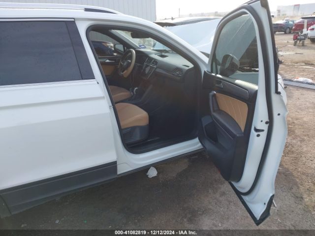 Photo 4 VIN: 3VVNB7AX6RM003078 - VOLKSWAGEN TIGUAN 