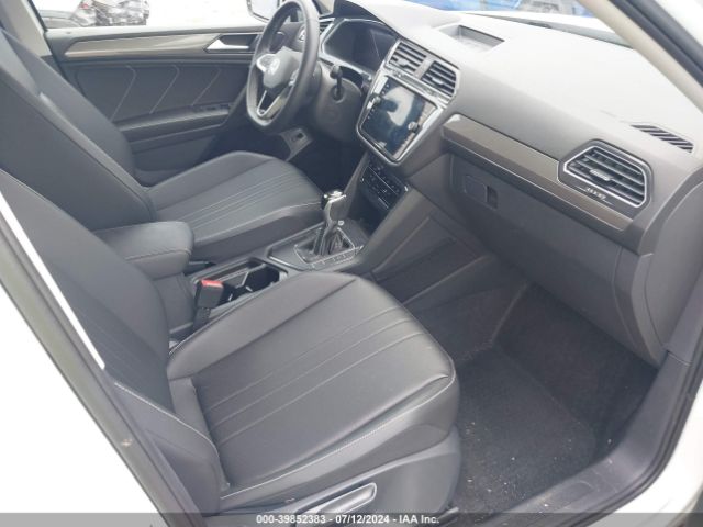 Photo 4 VIN: 3VVNB7AXXPM120613 - VOLKSWAGEN TIGUAN 