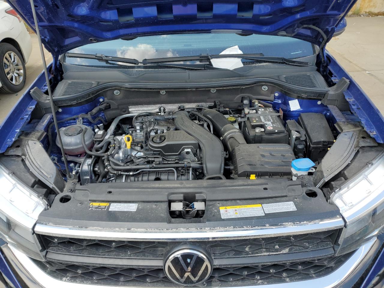 Photo 11 VIN: 3VVPX7B28NM082518 - VOLKSWAGEN NULL 