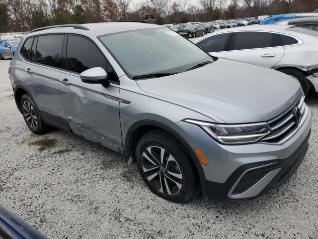 Photo 3 VIN: 3VVRB7AX0PM107824 - VOLKSWAGEN TIGUAN S 