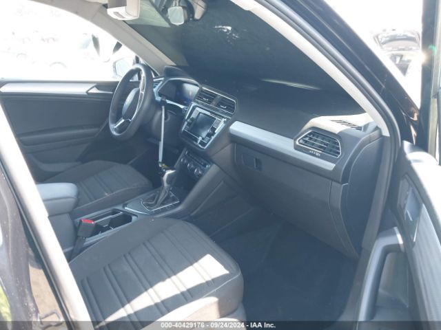 Photo 4 VIN: 3VVRB7AX1PM107122 - VOLKSWAGEN TIGUAN 