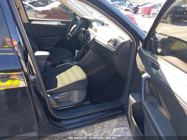 Photo 4 VIN: 3VVRB7AX2PM051420 - VOLKSWAGEN TIGUAN 