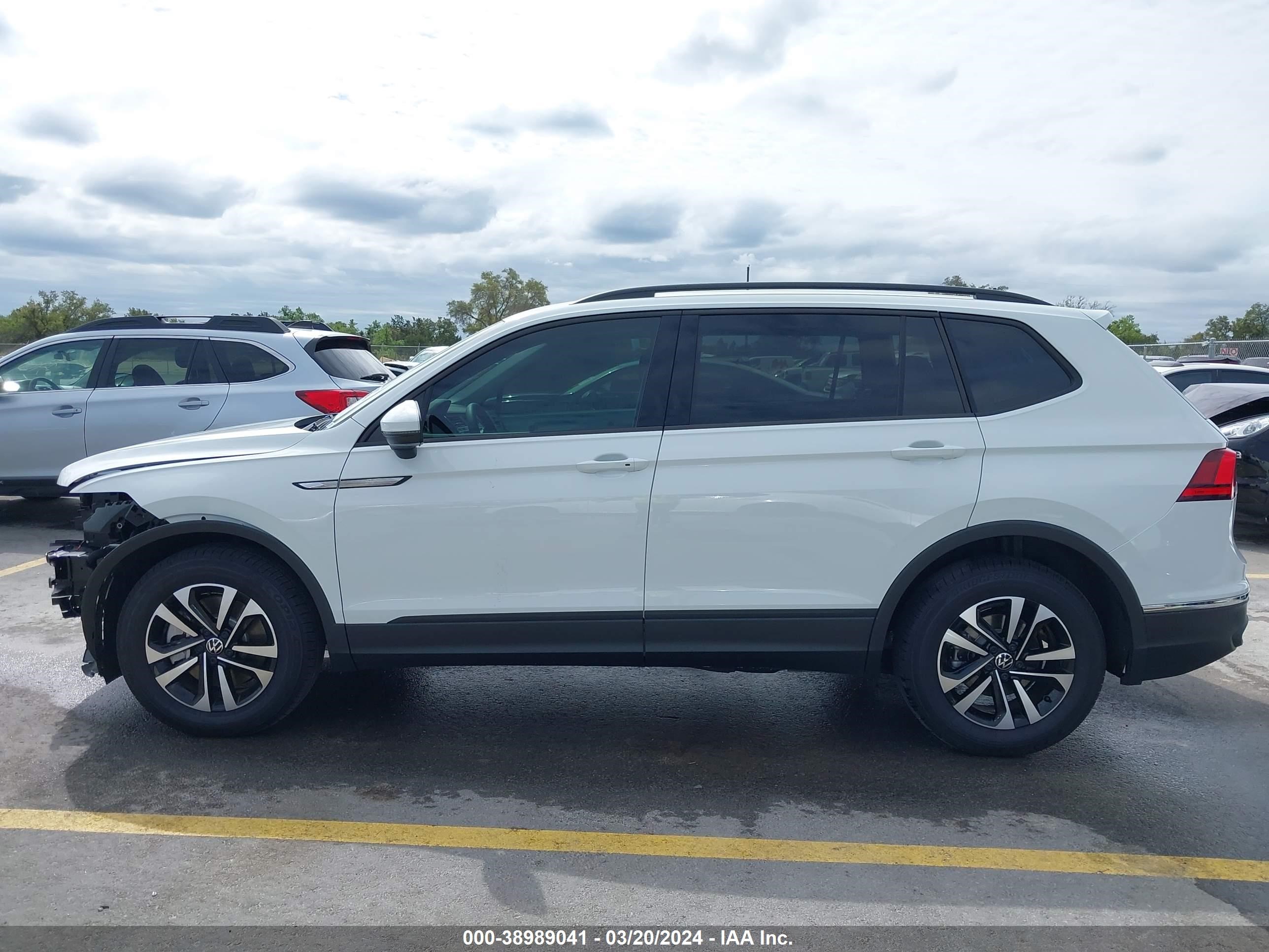 Photo 14 VIN: 3VVRB7AX6RM056655 - VOLKSWAGEN TIGUAN 