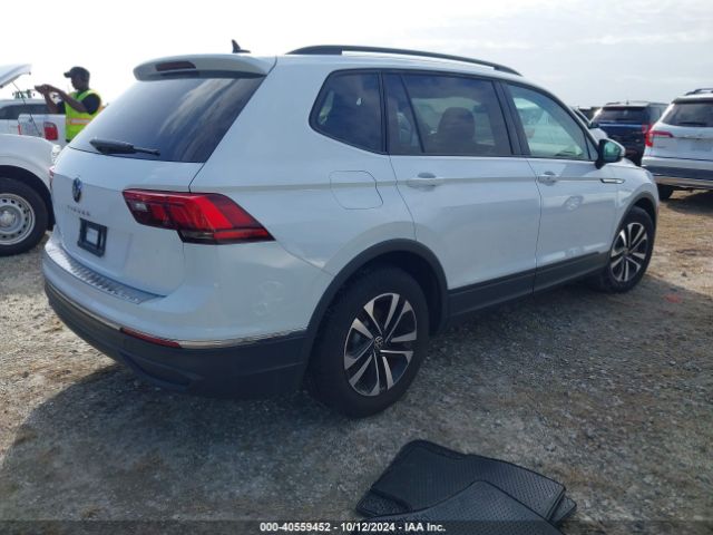 Photo 3 VIN: 3VVRB7AX8RM009921 - VOLKSWAGEN TIGUAN 