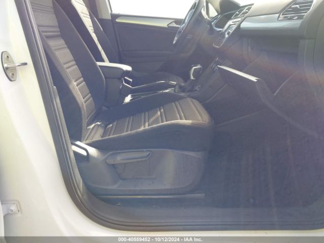 Photo 4 VIN: 3VVRB7AX8RM009921 - VOLKSWAGEN TIGUAN 