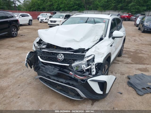 Photo 5 VIN: 3VVRX7B22NM042492 - VOLKSWAGEN TAOS 