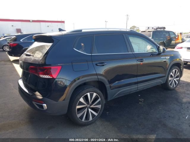 Photo 3 VIN: 3VVSX7B21NM011011 - VOLKSWAGEN TAOS 