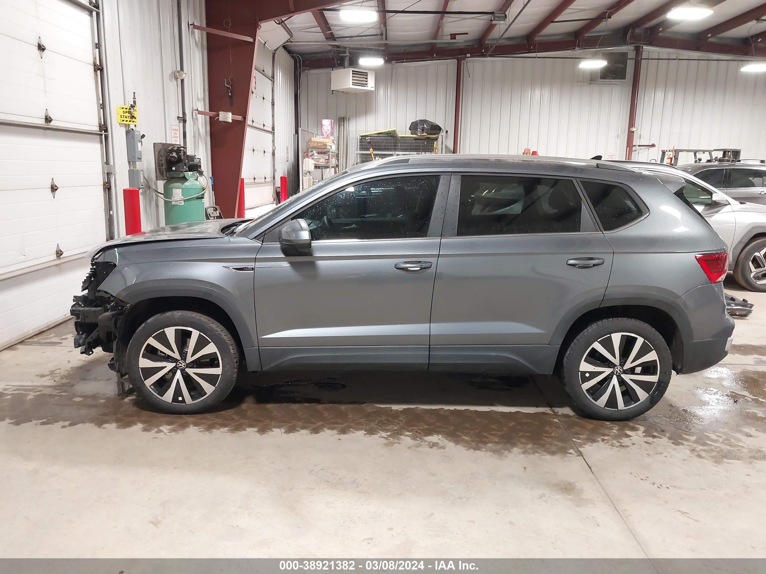 Photo 14 VIN: 3VVSX7B2XPM378394 - VOLKSWAGEN TAOS 