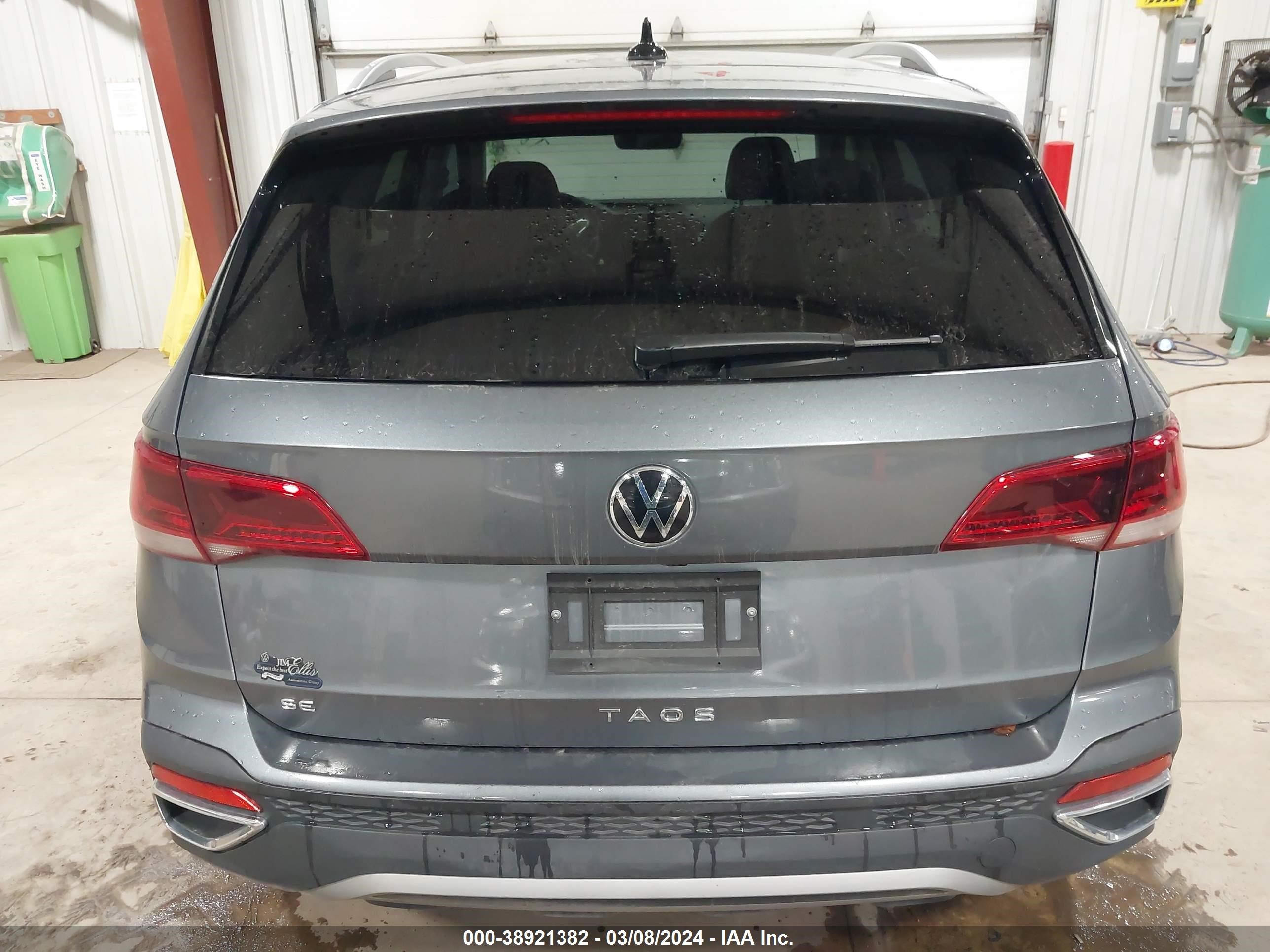 Photo 16 VIN: 3VVSX7B2XPM378394 - VOLKSWAGEN TAOS 