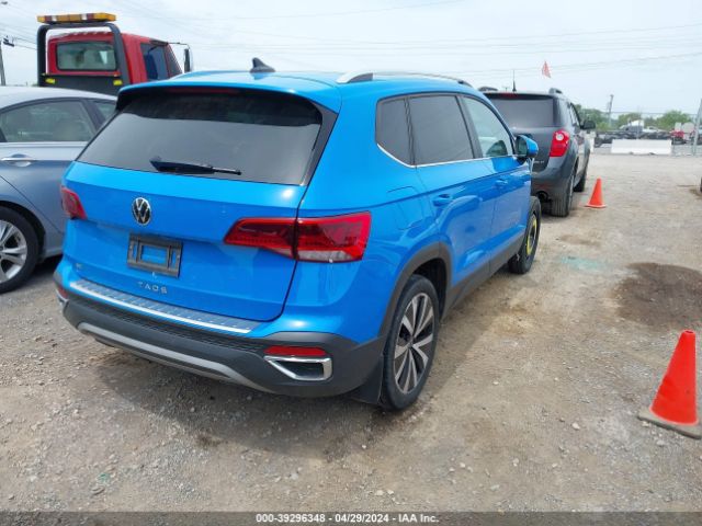 Photo 3 VIN: 3VVTX7B23NM064197 - VOLKSWAGEN TAOS 