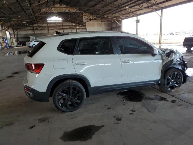 Photo 2 VIN: 3VVTX7B29NM039417 - VOLKSWAGEN TAOS SE 