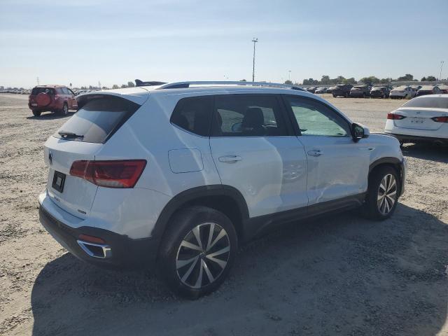 Photo 2 VIN: 3VVWX7B22NM037442 - VOLKSWAGEN TAOS SE 